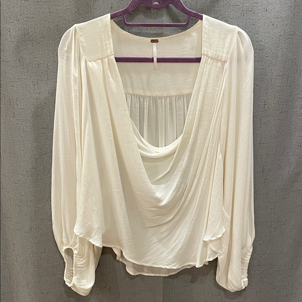Free People Cream Draped Front Bishop Sleeves Women's Blouse Oversized Small - Picture 13 of 13